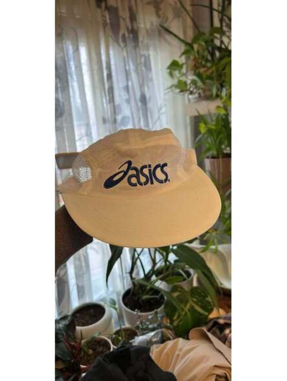 VTG asics hat nwot adjustable
